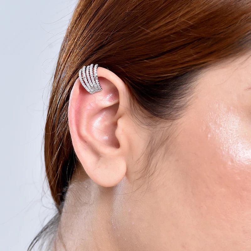 1 Stück neue heiße AAAA-Zirkonia-Stern-geschichtete Clip-Ohrringe für Frauen, geometrisch, gefälscht, keine durchbohrten Knorpel-Ohrstulpe, trendiger Schmuck