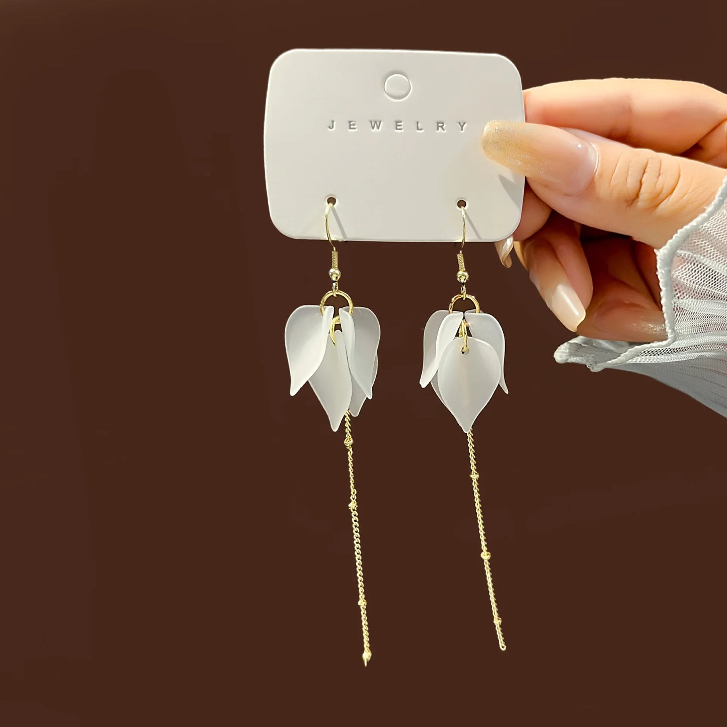 Nadel Soft Shell Weiße Blume Knospe Ohrringe Transparente Perle Blume Quaste Ohrringe Legierung Persönlichkeit Stil Sommer Mode