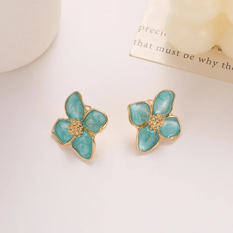 Süße Blume Ohrstecker für Frauen Vintage Metall Ohrstecker Mädchen Mode mehrfarbige frische Ohrring Party Hochzeit Schmuck