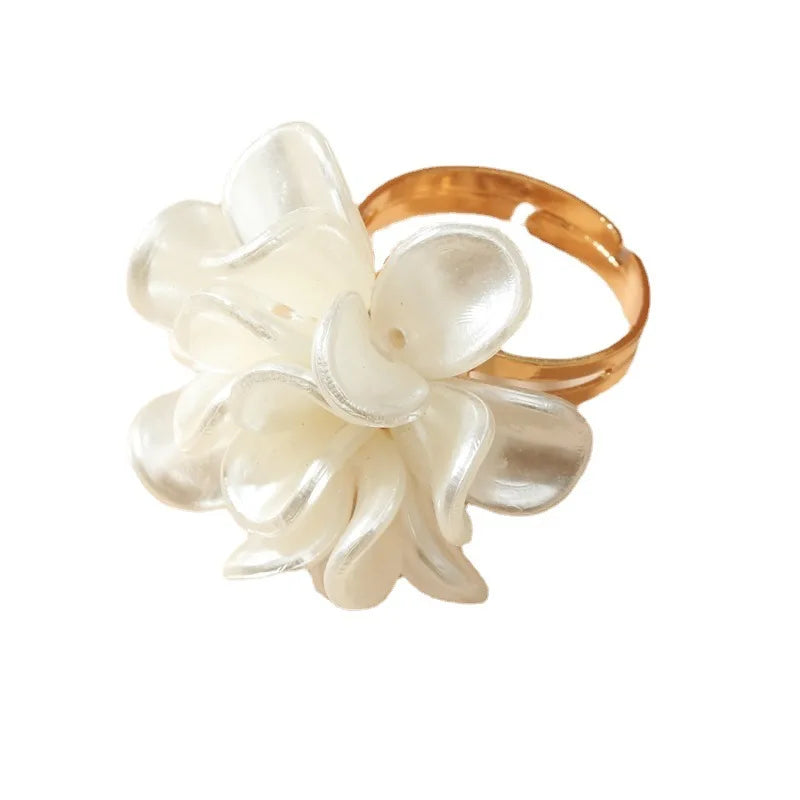 Neue Koreanische Weiße Blume Ringe für Frauen Mädchen Vergoldet Einstellbare Ringe Anillos Hochzeit Verlobung Party Ring Valentinstag