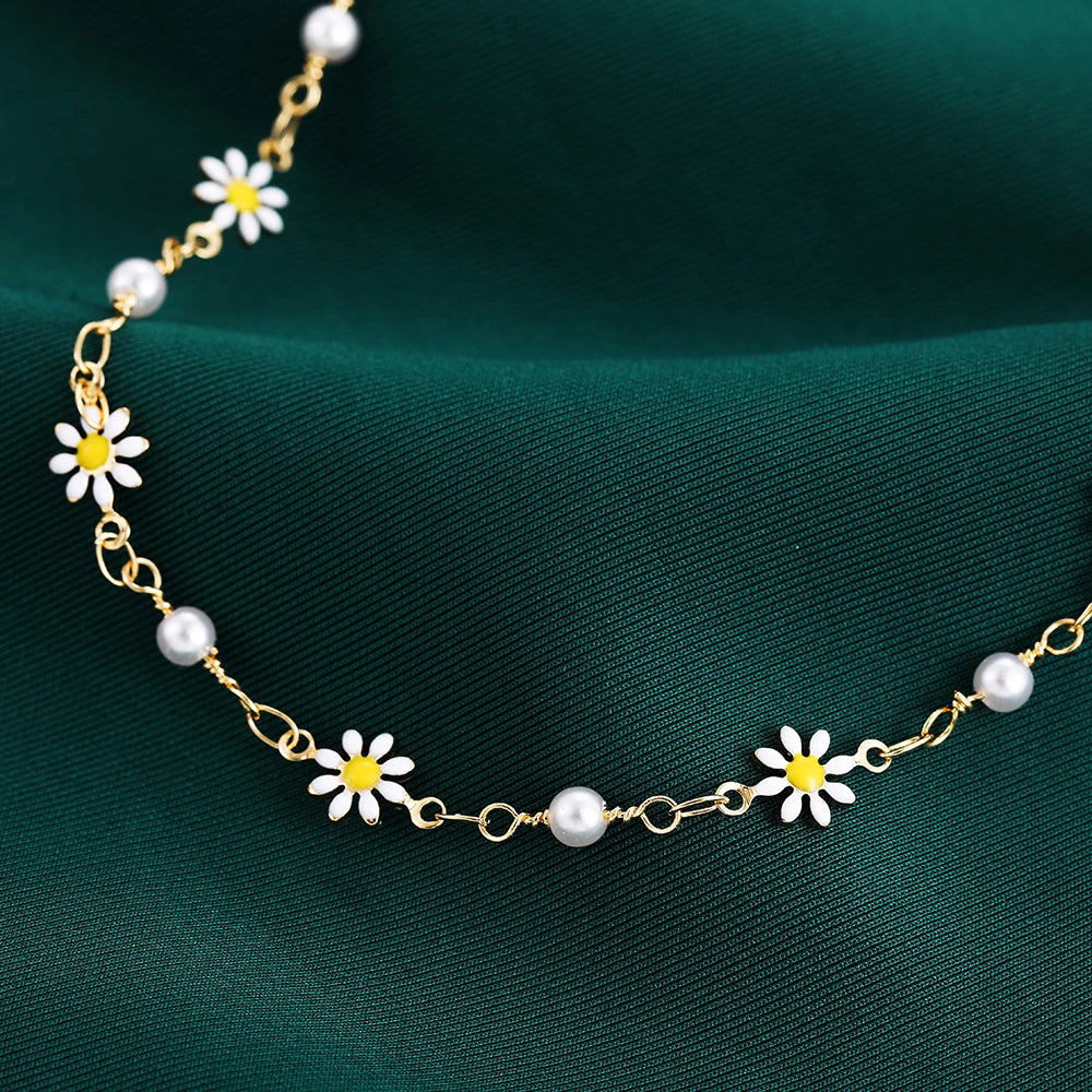 Elegante Daisy Blume Fußkettchen mit Handgemachte Perle Kette Fußkettchen für Frauen Sommer Strand Sandalen Zubehör Armband auf Die Bein