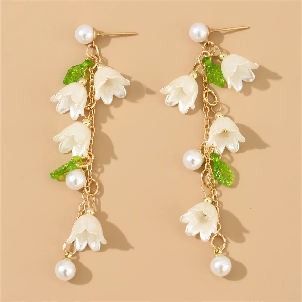 Neue Design Süße Weiße Maiglöckchen Blume Ohrringe für Frauen Elegante Tulpe Quaste Lange Kette Ohrringe Ästhetischen Schmuck