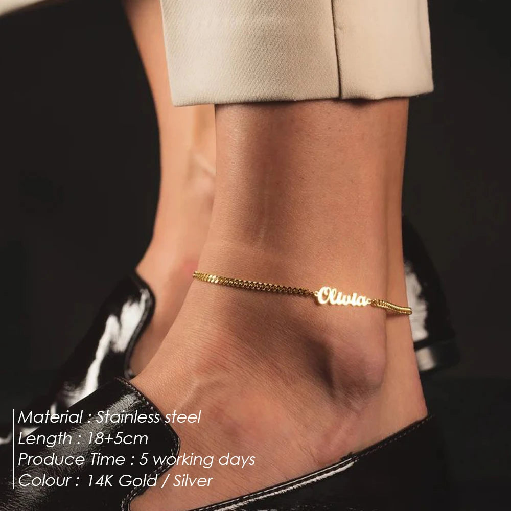 eManco Fußkettchen mit individuellem Namen, personalisierte kubanische Kette, Monogramm-Schmuck, Damen-Anhänger aus Edelstahl, Geschenk