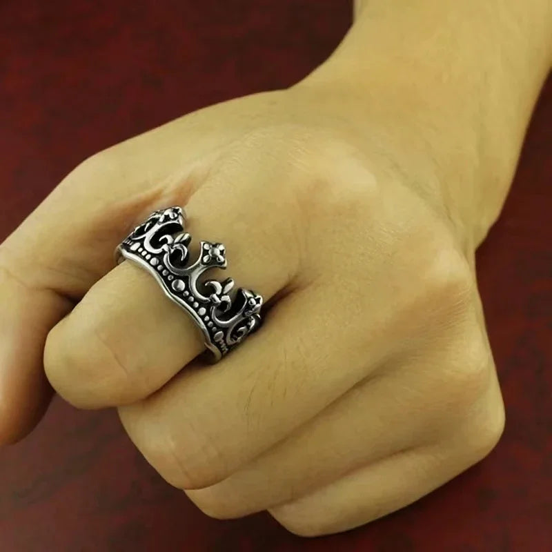 Mode Klassiker Retro Crown King Mode Punk einfachen Ring für Männer Frauen Party Charm Accessoires Dekoration Geschenk kreativ