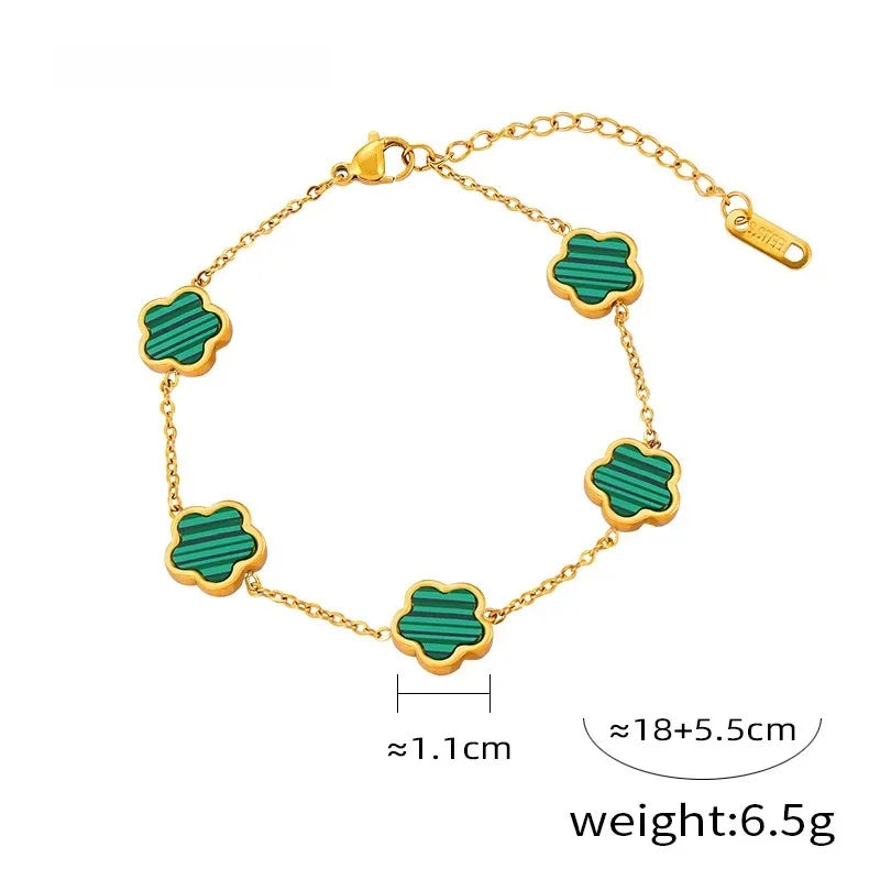 Rustikales frisches Titan-Stahl-Blumen-Accessoires-Armband, weiße Muschel, Acryl-Ohrringe, einfaches Halsketten-Set, Schmuck-Ensemble