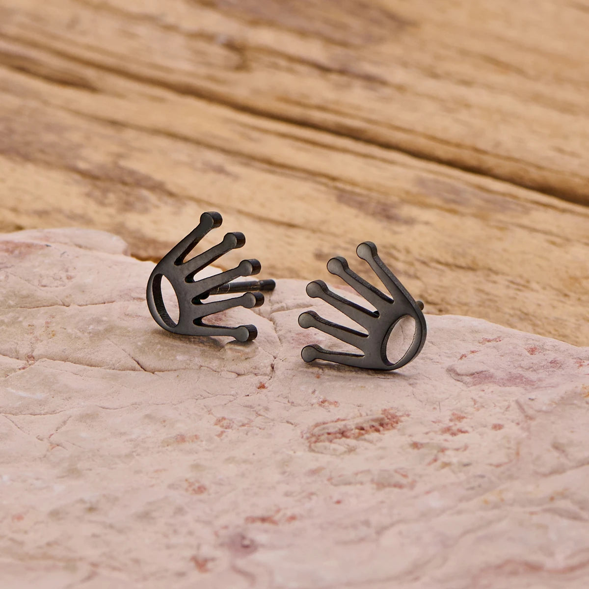 Zarte kleine Kronen-Ohrstecker für Damen, goldfarben, Geometrie, Augen, minimalistisch, Party, Sommer, Modeschmuck, Accessoires