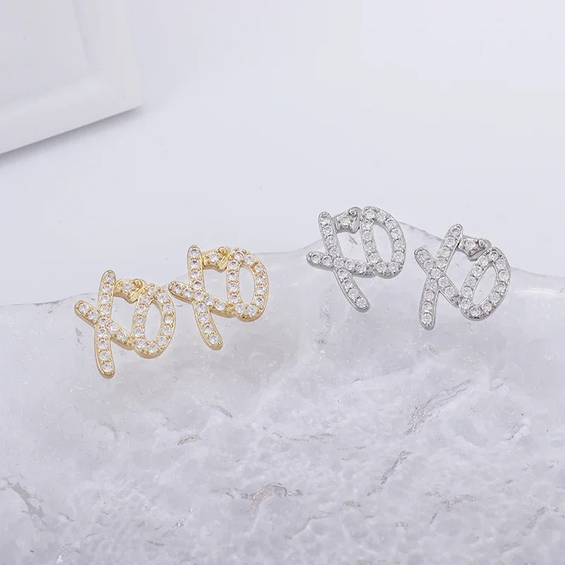 Hochwertiges Hip Hop Zirkonia Xo Buchstaben Anhänger Ohrringe Halskette Set für Männer und Frauen Modetrend Schmuck