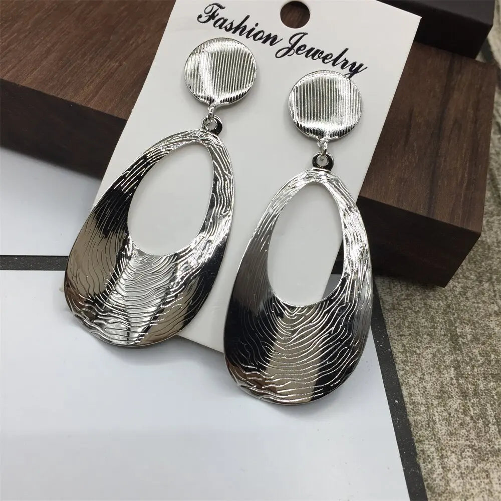 Vintage-Ohrringe mit Wassertropfen aus Metall ohne Piercing, geometrische Statement-Ohrringe, keine durchbohrten Ohrclips