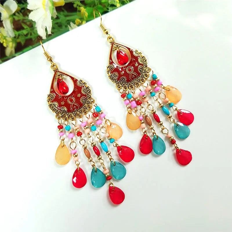 Böhmische lange Acryl-Wassertropfen-Quasten-Ohrringe für Frauen, ethnische mehrfarbige Perlen, Tropfenöl, handgefertigte baumelnde Ohrringe, Boho-Schmuck