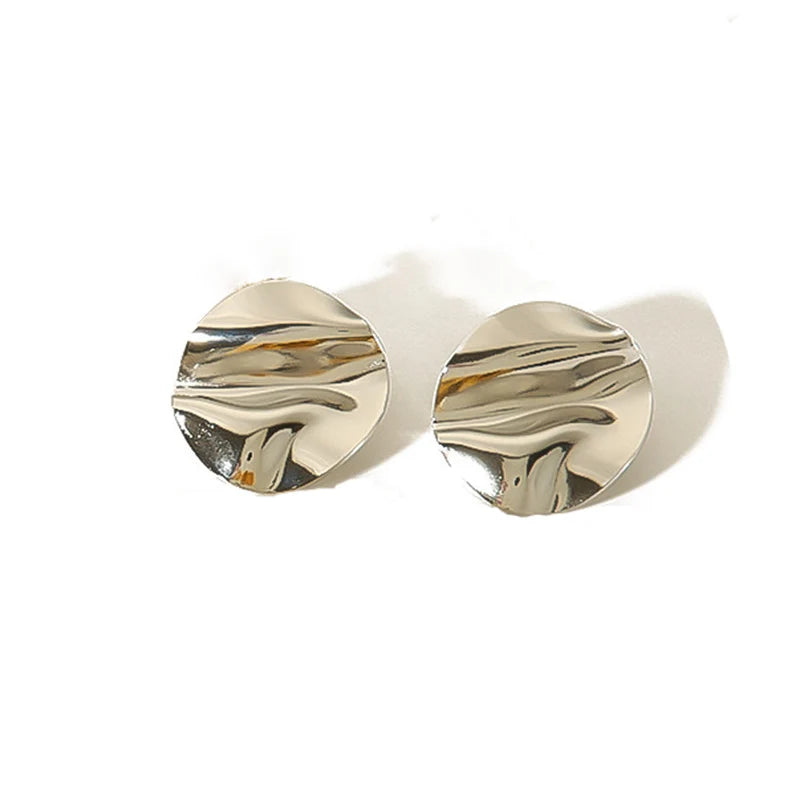 Modische kreisförmige plissierte Ohrclips ohne Piercing für Frauen, personalisiertes Design, unregelmäßige Punk-Metallohrringe, Party-Schmuck