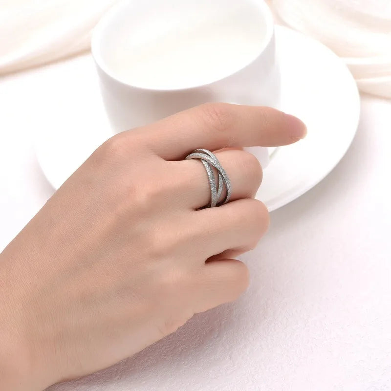 Kolmnsta Triple Interlocked Rolling Titan-Edelstahlringe für Damen und Herren, mattiert, Verlobung, Hochzeit, Paarring, 3-in-1