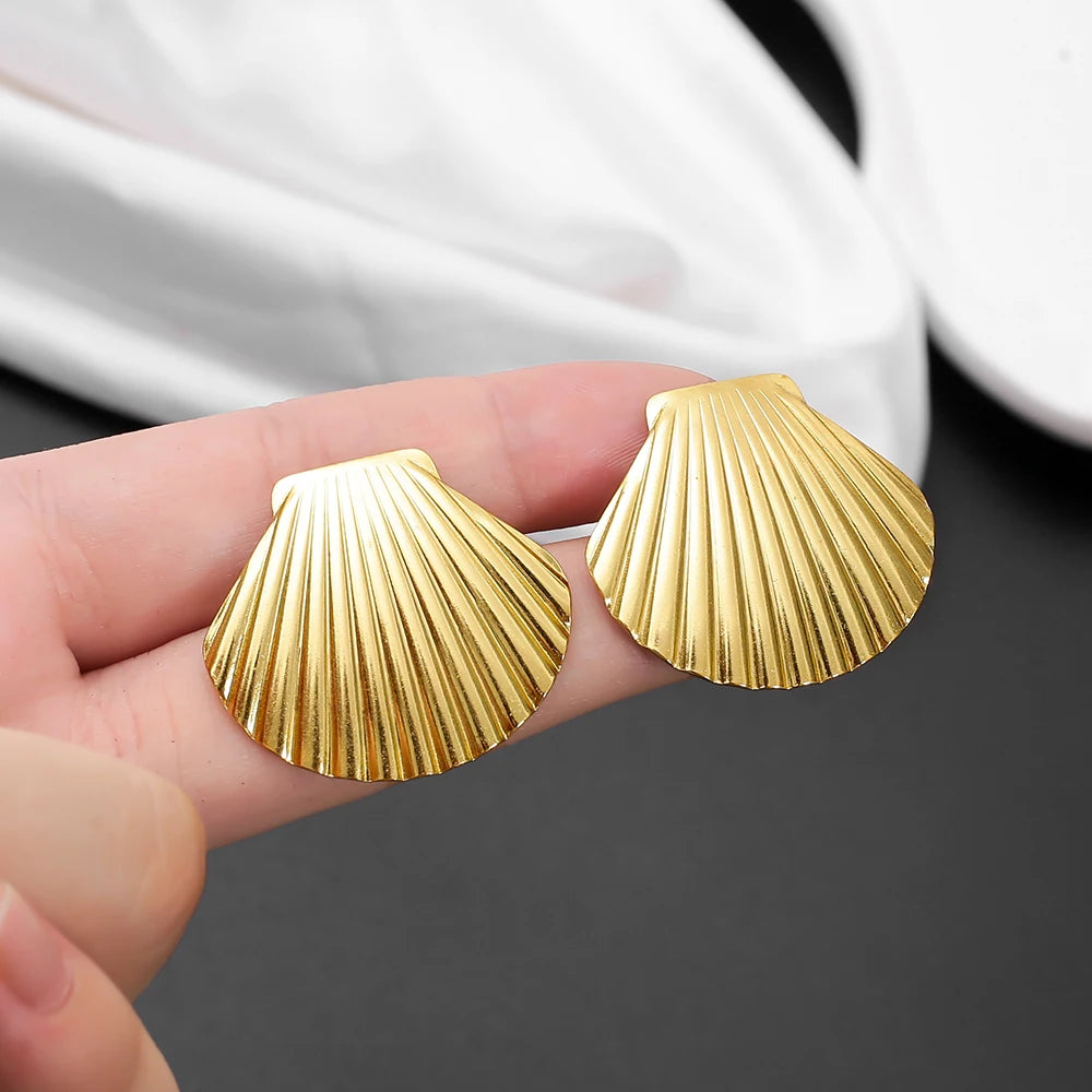 Fächerförmige Muschel-Ohrstecker aus Edelstahl für Damen, 2025, Nischendesign, Sommer, Strand, Party, Ohrringe, Edelstahl, Goldfarbe