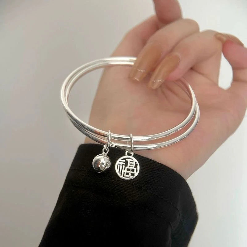 Mode viel Glück Doppels chicht Fu Glocke Armband Silber Farbe Trend elegante Anhänger Armreifen für Frauen