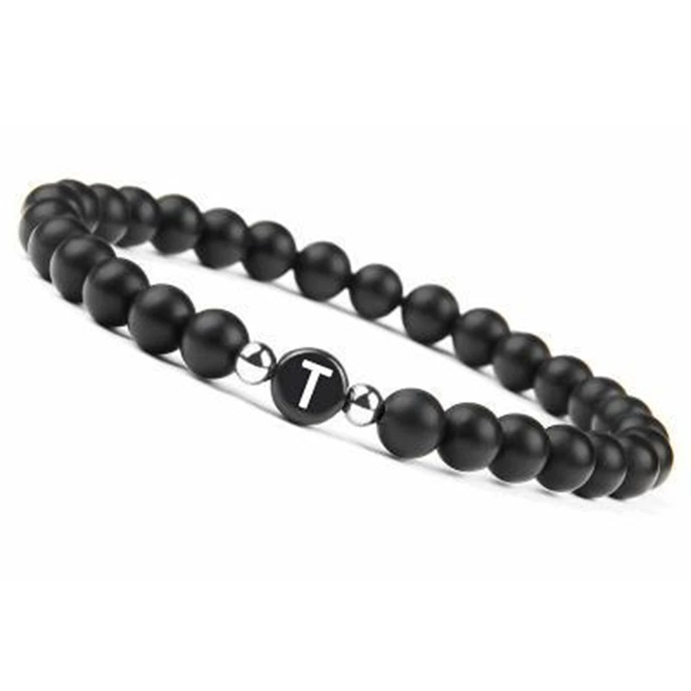 6 mm 26 Buchstaben-Armband, Unisex, schwarzer mattierter Stein, Perlen-Armreif, handgefertigt, DIY-Armband für Frauen, Männer, Paare, Freundschaftsgeschenke