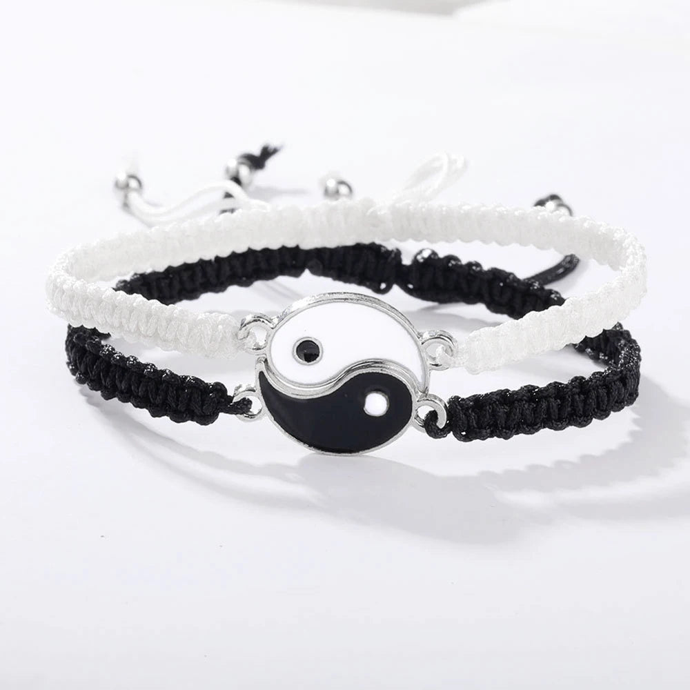 1 Set mit 2 einfachen Tai Chi Bagua Schwarz-Weiß-Yin- und Yang-Seil-geflochtenen Teleskop-Einstellarmbändern für Männer und Frauen