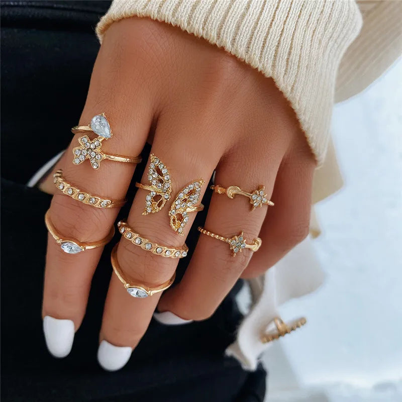 Boho Zirkon Ringe Set für Frauen, Gold Farbe Böhmen Kristall Brief Liebe Herz Mond Pfeil Blume Ring Hochzeit Schmuck Geschenke