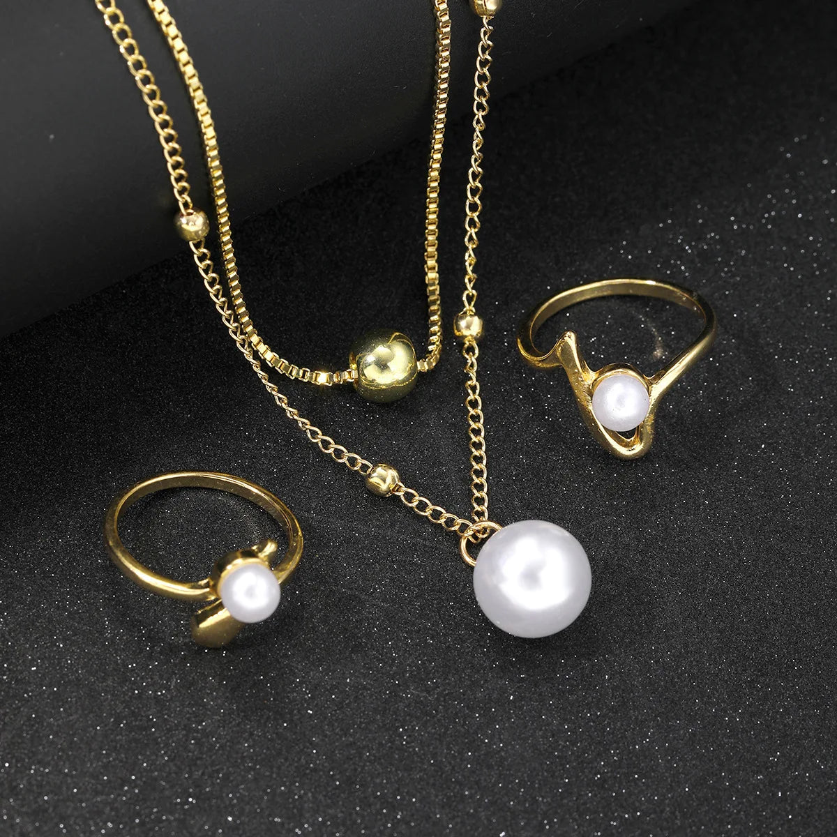 Neue Einfache Runde Perle Linie Imitation Perle Ringe Ohrringe Anhänger Halskette Vier-Stück Sets für Frauen Trend Jewerly Set Paty geschenk