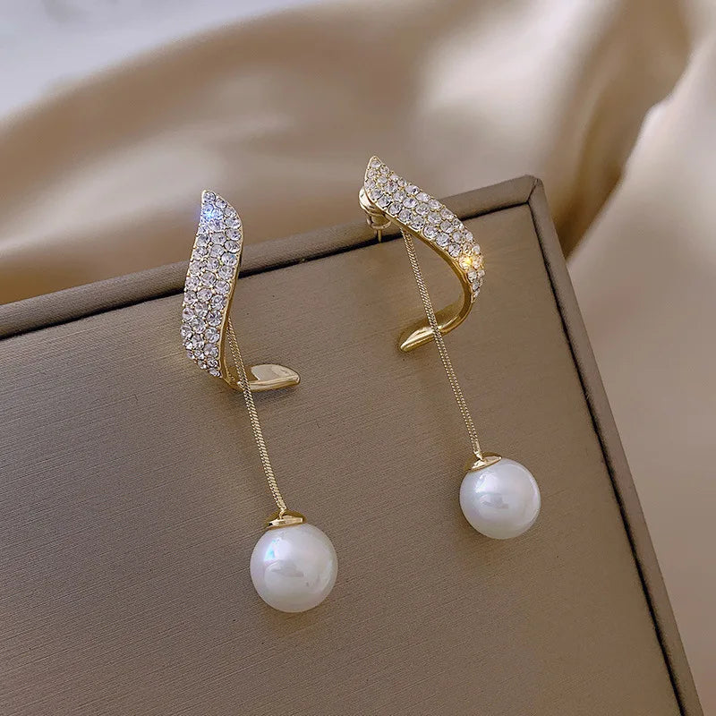 Neue Klassische Elegante Imitation Perle Baumeln Ohrringe Für Frauen Kristall Lange Quaste Exquisite Tropfen Ohrring Hochzeit Schmuck