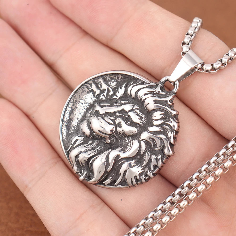 Wolf & Löwe Anhänger Halskette mit nordischen Runen Vintage Stil Wikinger Tribal Kette für Männer, Punk Biker Edelstahl Schmuck Geschenk