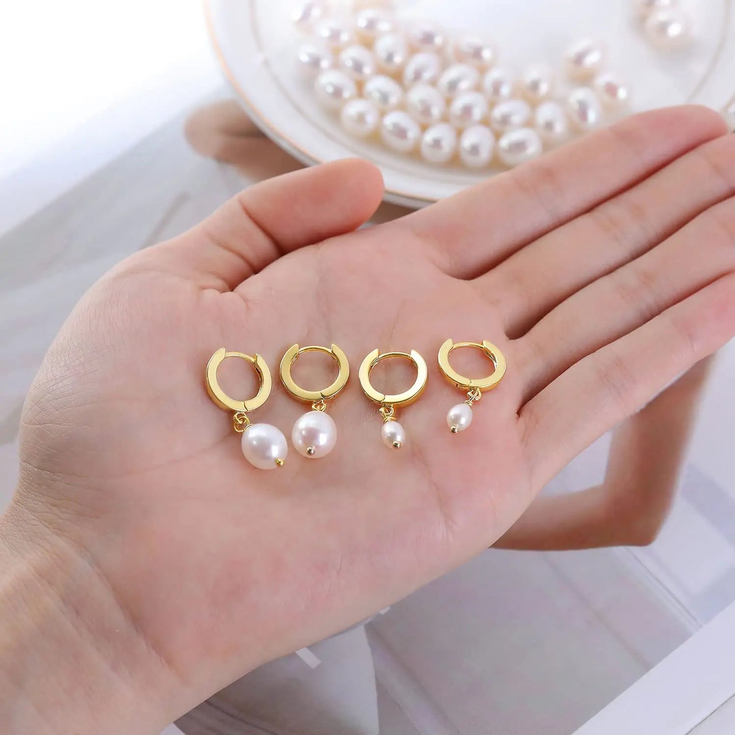 Shevalue Perlen-Ohrhänger für Damen, 14 Karat vergoldet, kleine Creolen, Süßwasserperlen-Tropfenohrring mit Pfosten aus 925er Sterlingsilber