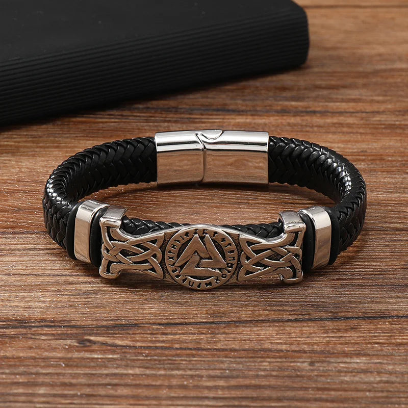 Vintage Wikinger gewebtes Lederarmband nordischer keltischer Knoten Valknut Symbol magnetischer Armreif für Herrenschmuck