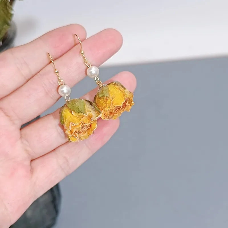 Einzigartige getrocknete Blumenohrringe, elegante natürliche Rose, Blumenperle, Quaste, lange Ohrringe, Epoxidharz, Rosenohrringe, Schmuck im Großhandel
