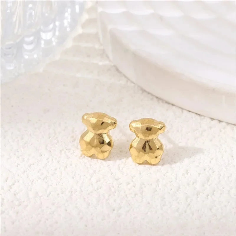 Neue Cartoon Bär Ohrstecker Edelstahl Bunte High-End Modische Vielseitige Ohr Dekorationen Koreanischen Stil CuteNische
