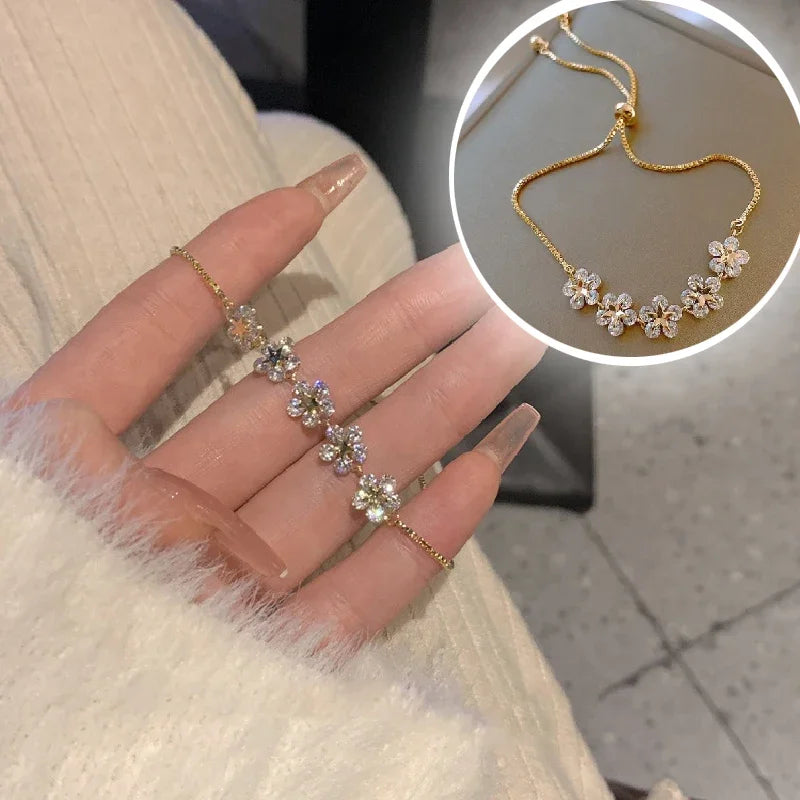 Neue Mode Zirkon Blume Einstellbare Armband für Frauen Elegante Liebe Herz Schmetterling Runde Glänzende Hochzeit Armband Schmuck Geschenk