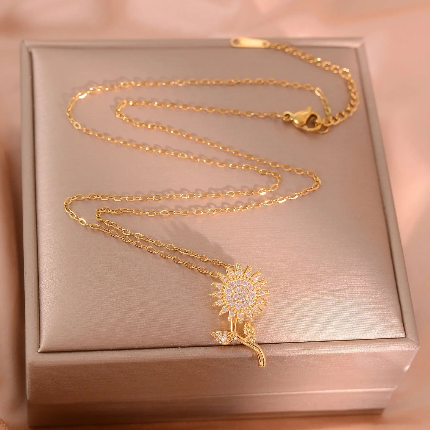 Trend ige Rotation Spin Sonnenblume Edelstahl Zirkon Halsketten für Frauen Metall Kristall Halskette Party Geburtstags geschenke Schmuck