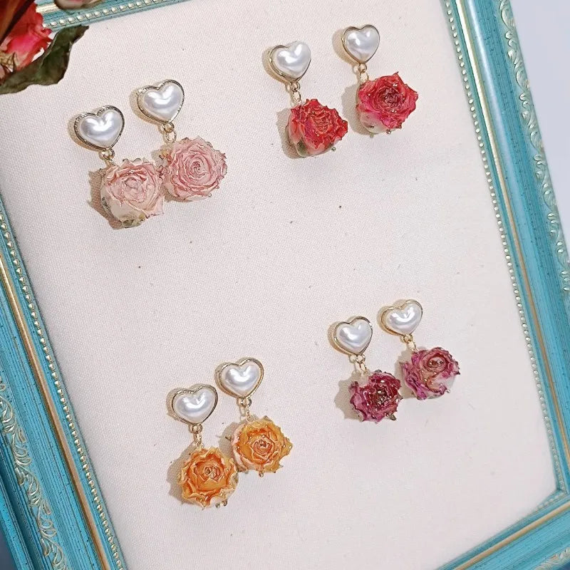 Einzigartige getrocknete Blumenohrringe, elegante natürliche Rose, Blumenperle, Quaste, lange Ohrringe, Epoxidharz, Rosenohrringe, Schmuck im Großhandel