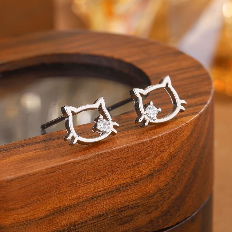 Mode und süße Katze 925 Sterling Silber Schmuck einfache Temperament Zirkon eingelegte hohle Tier Ohrringe E147