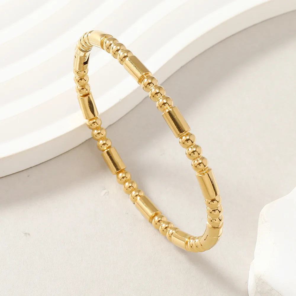 ZAKOL Wasserdichtes Edelstahl-Manschettenarmband, Armreifen für Damen, glattes Metall, zu öffnende Armbänder, Schmuck, Geschenk