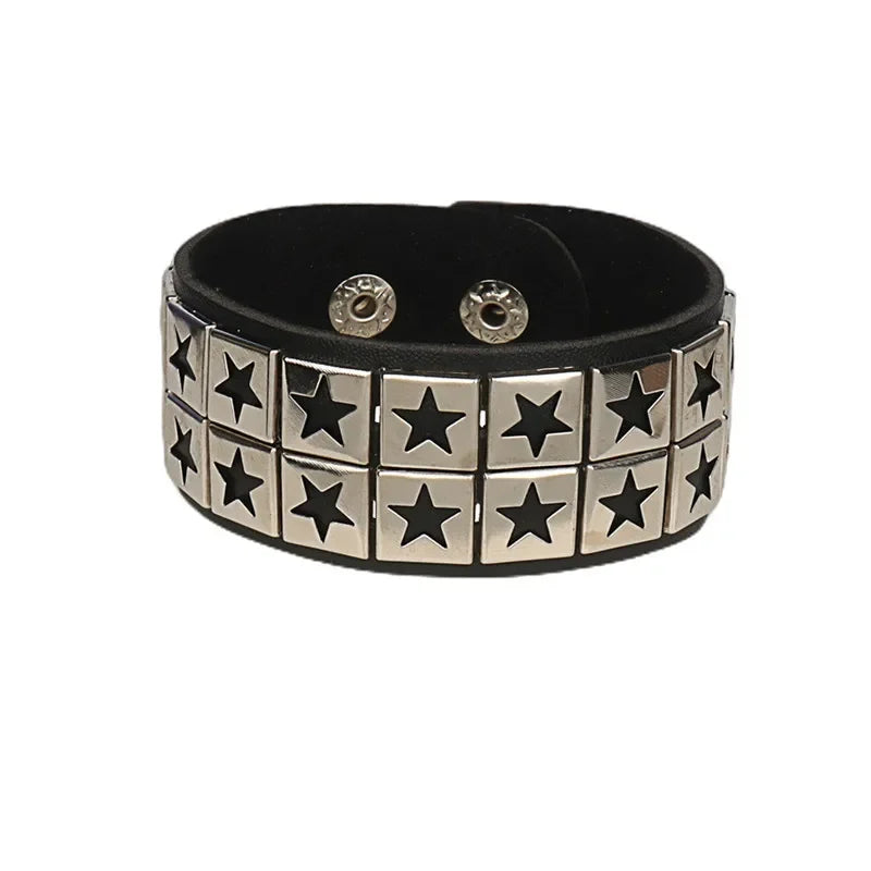 Punk-Lederarmband für 90er-Jahre-Männer und Frauen, Nieten-Manschettenarmband, verstellbares schwarzes Lederarmband, Metallbesatz, Schmuck, Geschenk