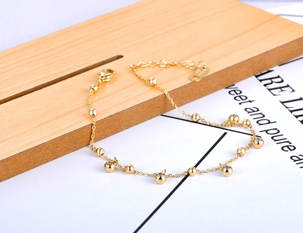 Lokaer Goth Runde Kugel Charm Fußkettchen Für Frauen Mädchen 18K Gold Überzogene Edelstahl CZ Kristall Fuß Schmuck A21025