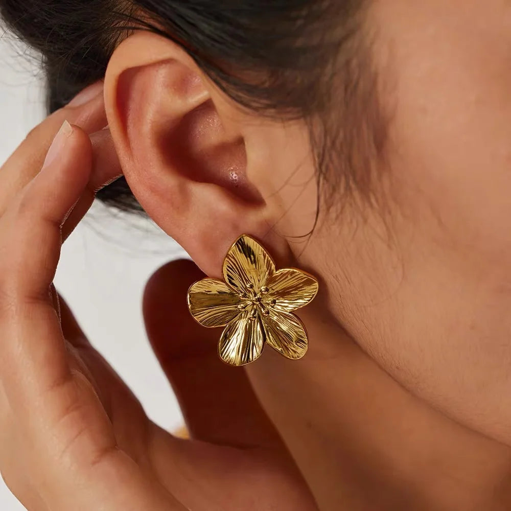 ASONSTEEL Trendy Edelstahl Blume Anhänger Halskette Ohrringe Schmuck Set Vergoldet Party Schmuck Dressing Ästhetische Geschenke