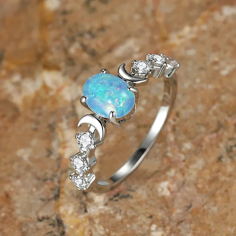 Huitan Blau/Weiß Imitation Opal Mond Ringe für Frauen Ästhetische Hochzeit Zubehör Phantasie Jahrestag Geschenk Statement Schmuck Heißer