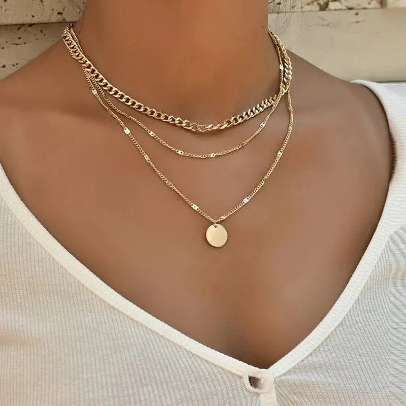 2024 neue Mode Punk Vintage Schlange Anhänger Halskette für Frauen Einfache Gold Farbe Ketten Charms Halsband Weiblichen schmuck Geschenk