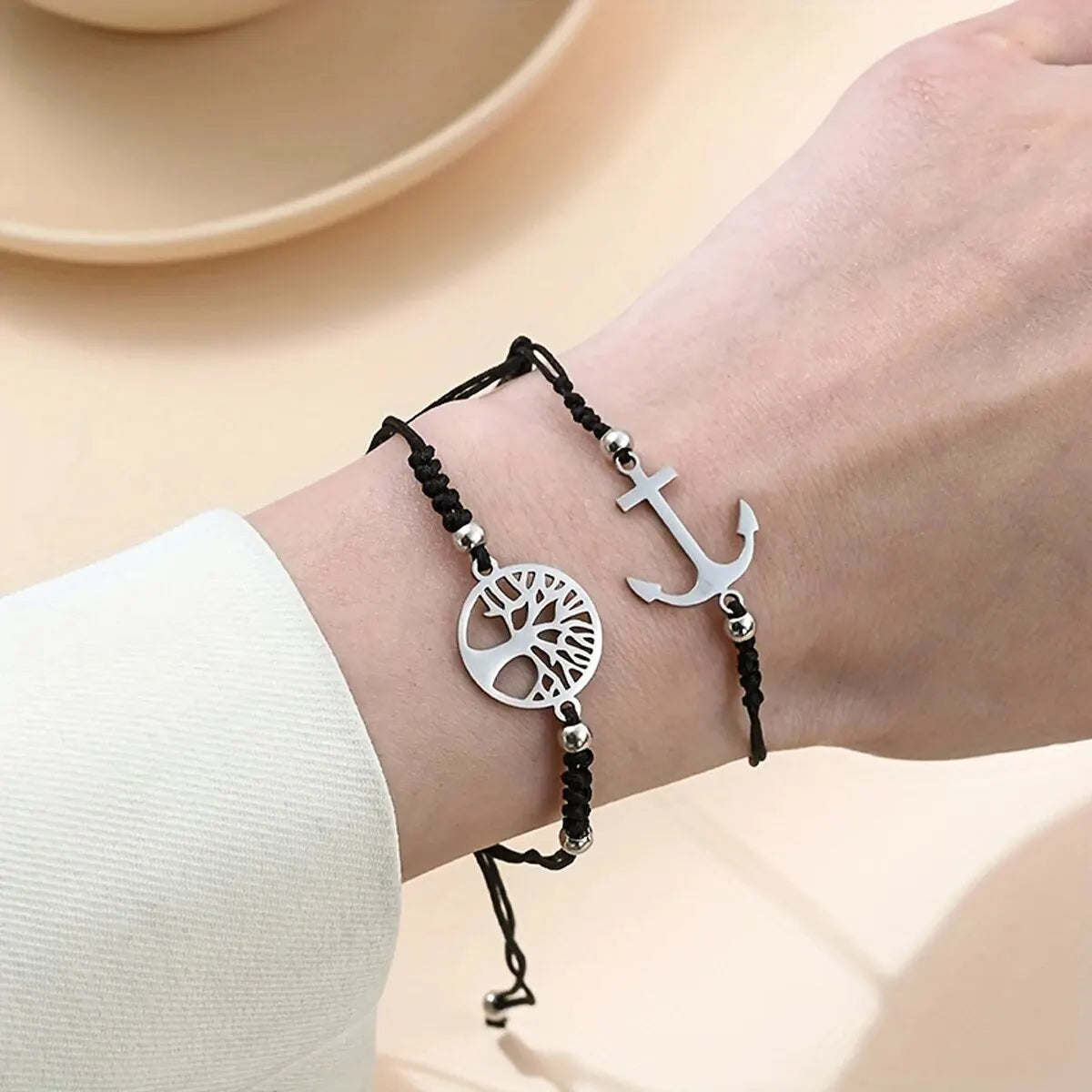 12 Stück/Set stilvolles geflochtenes Edelstahl-Charm-Armband für Männer – perfekt für den täglichen Gebrauch und das Geschenk an Familie und Freunde