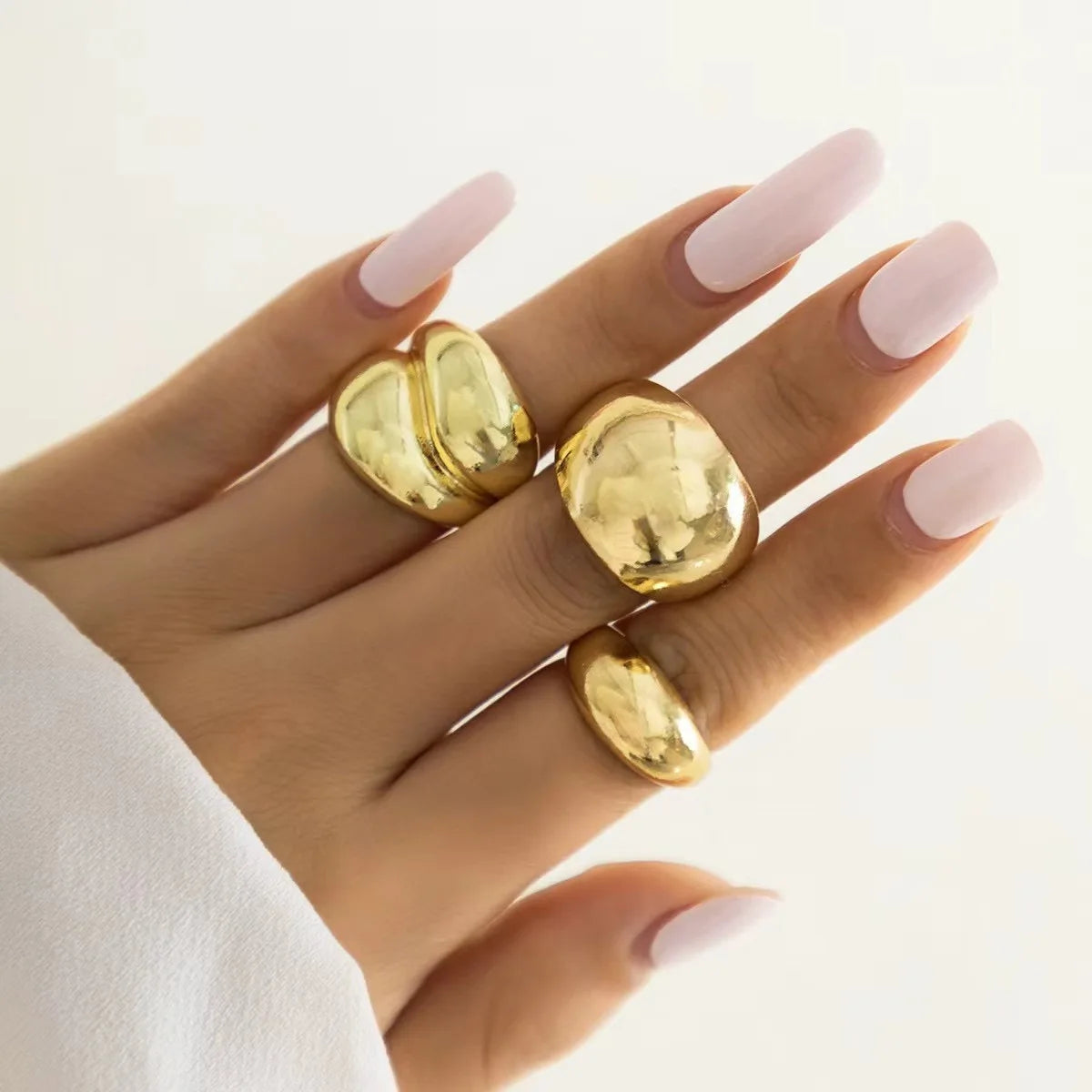 Das 2050 meistverkaufte Punk-Gothic-Minimalist-Stil, 3-teiliges Set mit abstrakten geometrischen unregelmäßigen Ringen, geeignet für modisches Pu