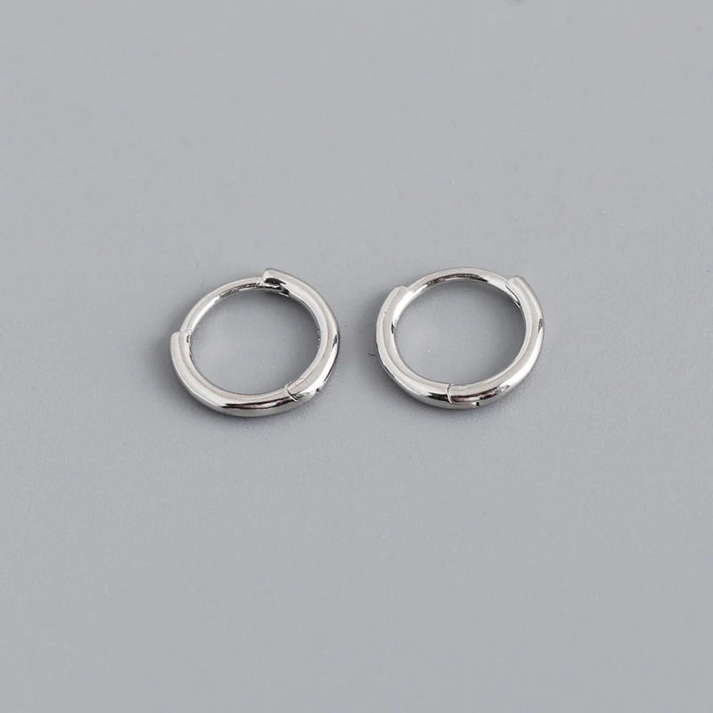WANTME 925er Sterlingsilber, modisch, schlicht, Huggies-Ohrschnalle, Zubehör, minimalistischer Charme, Ohr-Creolen für Damen, Schmuck