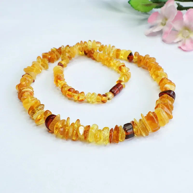 Xin Yue Natürliche Bernstein Mehrprechige Halskette Wabenblut Rot Gold Bernstein Frei Form Anhänger Kette Fabrik Drop Schiff HP 3070702