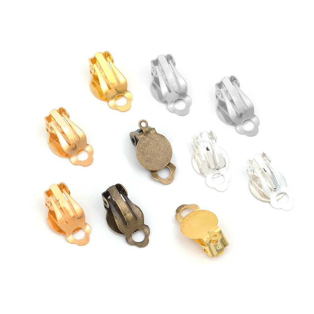 50 teile/los 10mm Kirsite Runde Flache Ohr Clip Basis Cabochon Lünette Tablett Ohrringe Clips Für Nicht Piercing Ohrringe Zubehör