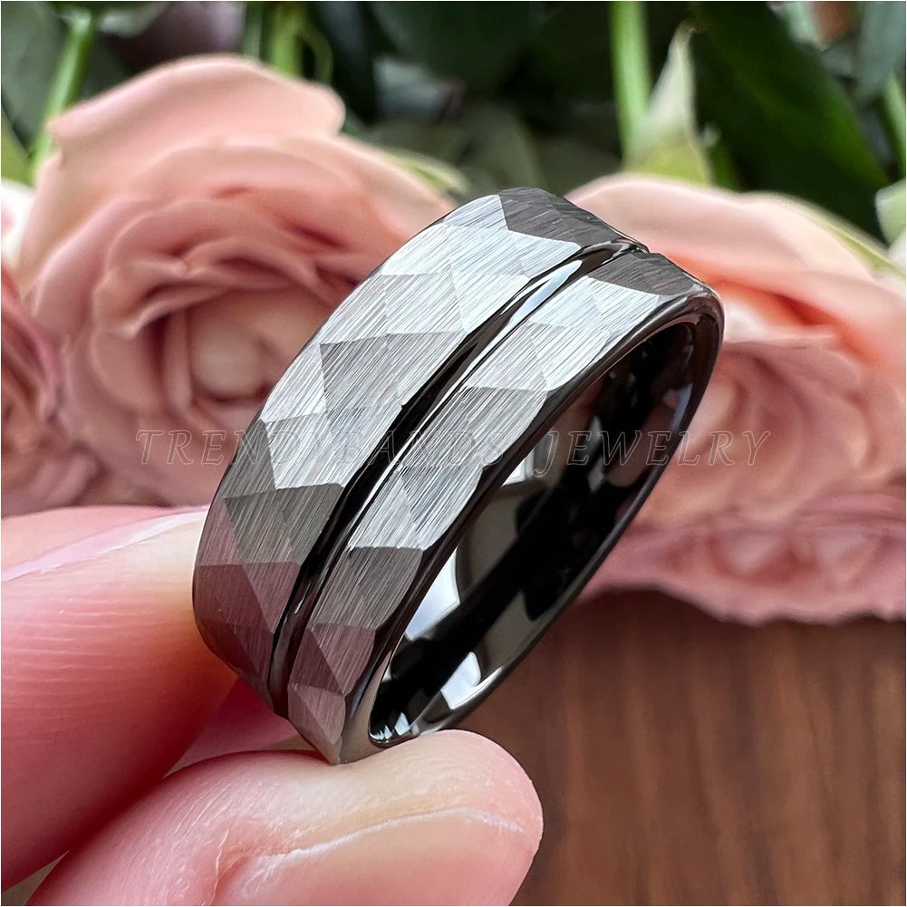 Ringe für Männer Frauen Hochzeit Band Schwarz Hartmetall Engagement Mode Schmuck Gehämmert Gebürstet Comfort Fit