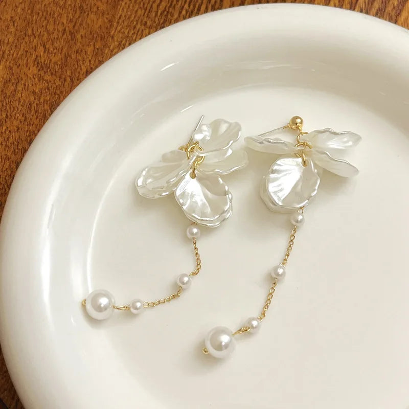 Moderne Schmuck 925 Silber Nadel Elegante Temperament Simulierte perle Quaste Ohrringe Für Frauen Mode Zubehör Großhandel