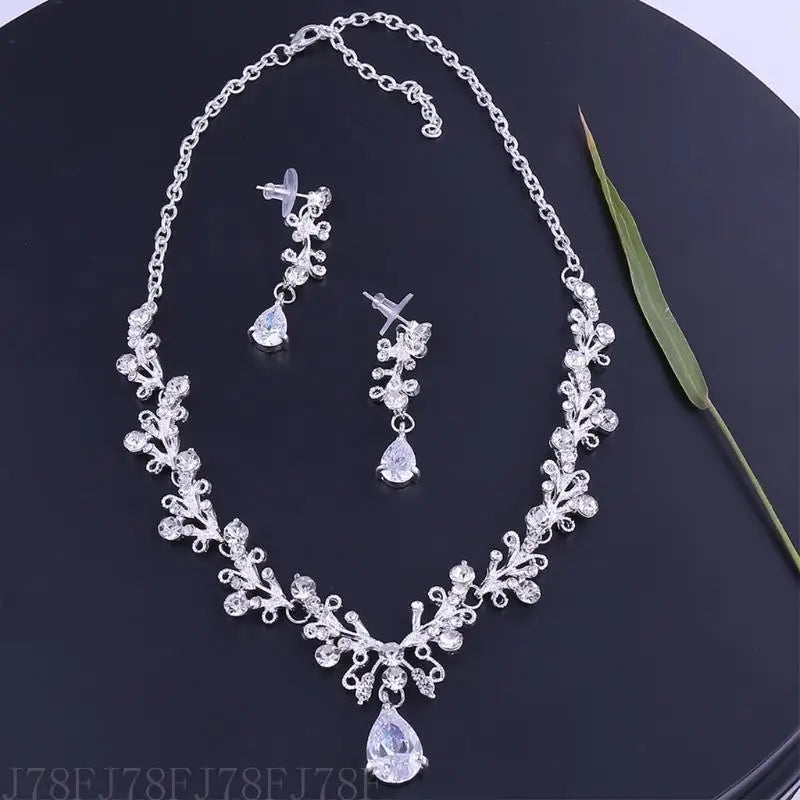 J78F Brauthochzeit Schmuck Set Shiny Zirkon Halshärerohrringe Kristall für Frauen