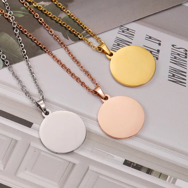 10 Stück 25 mm 30 mm leere runde Scheiben-Anhänger-Halsketten vergoldete Kette Halsketten für DIY individuelles Namenslogo Damen Herren Schmuck