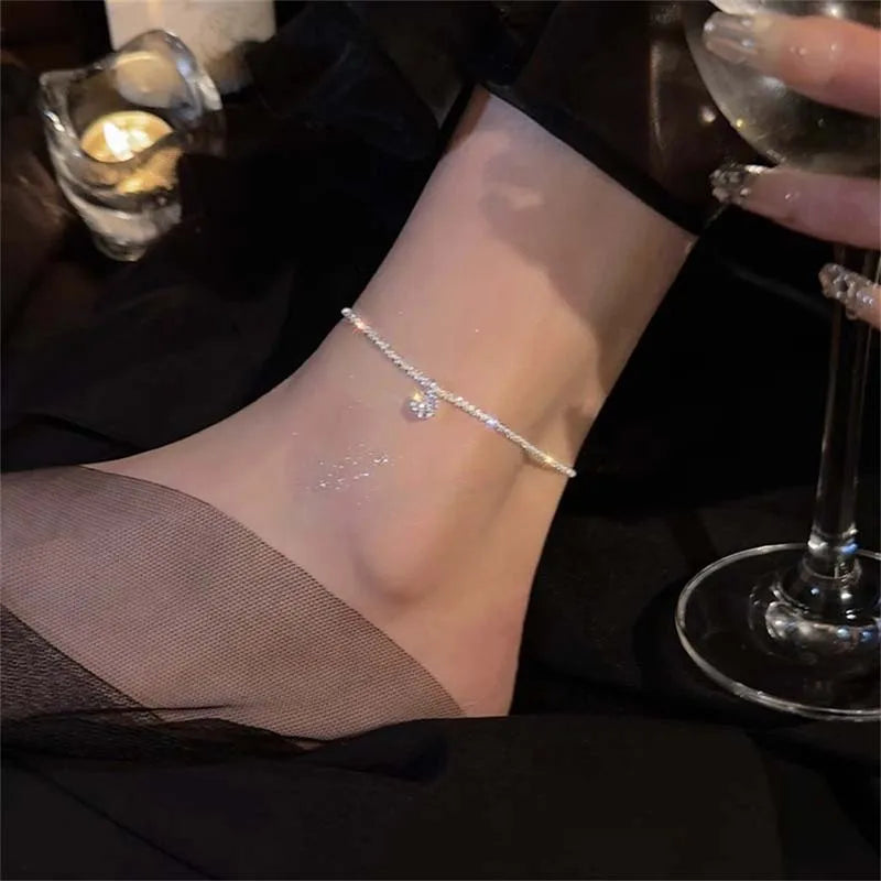 Glänzende Zirkonia-Ketten-Fußkettchen für Damen, modisch, silberfarben, Knöchelarmband, Barfuß-Sandalen, Fußschmuck