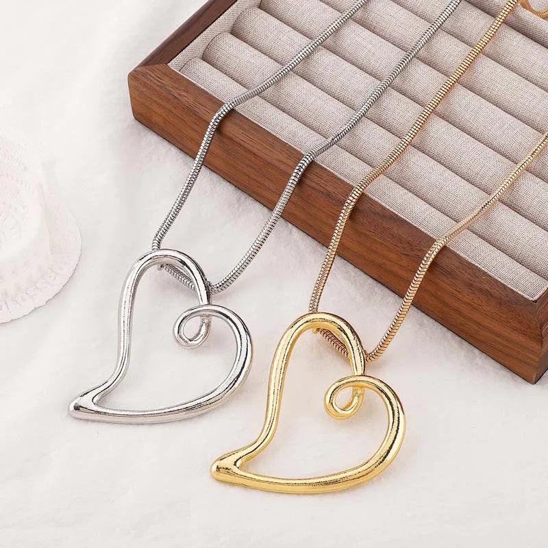 Einfache Metall Hohl Herz Anhänger Halsketten Ohrringe für Frauen Mode Große Liebe Persönlichkeit Choker Halsketten Schmuck Set Geschenke