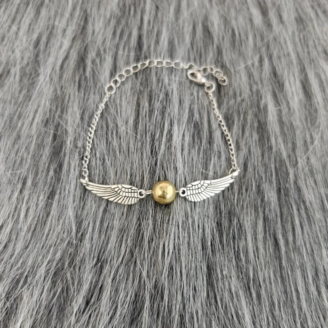 Harry Potter Magic Academy Series Kombination aus Metall-Eulenflügel-Armband, europäisches und amerikanisches Fashion Week End, beliebtes Produkt