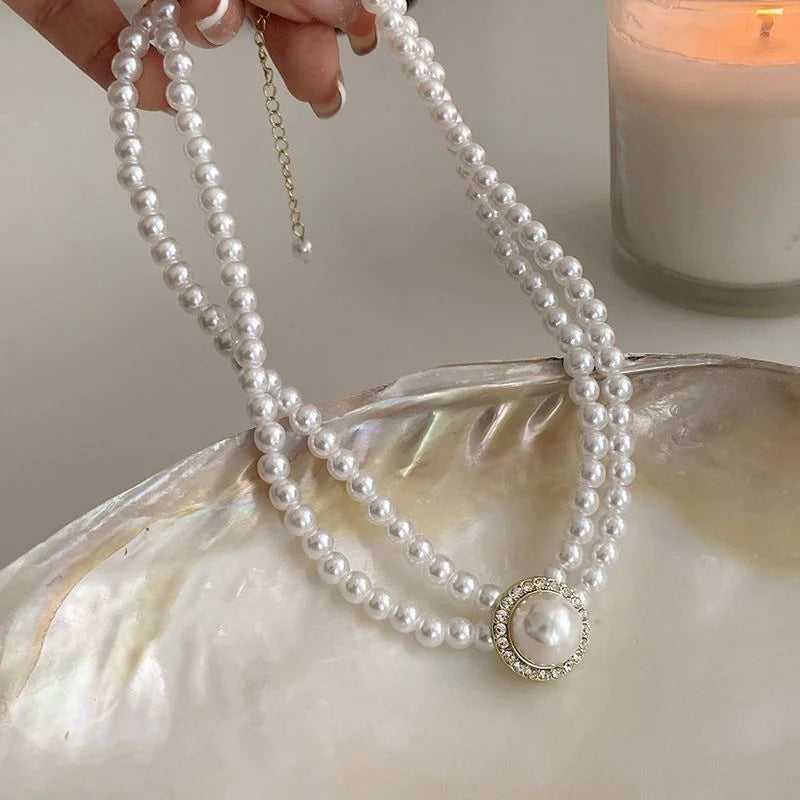Neue Barock Perle Choker Halskette für Frauen Luxus Hochzeits feier drei schicht ige Perlen Halskette Torques Damen trend igen Schmuck Geschenk